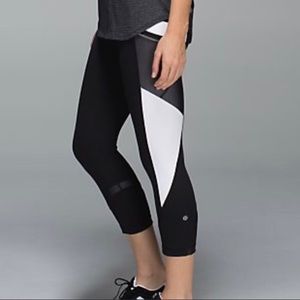 Lululemon Run Inspire Crop Reflective Capri 8